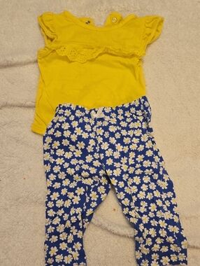 Carter's Yellow Ruffle Top with Blue Daisy Leggings